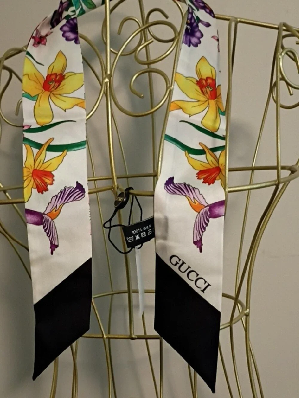 Gucci White Silk Floral Skinny Scarf with Black Tips